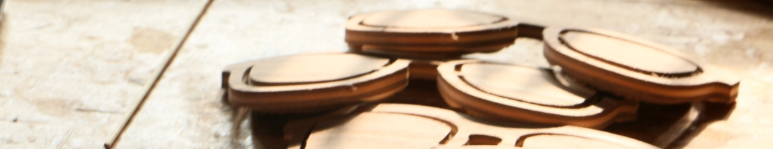 gafas de sol fabricadas en madera